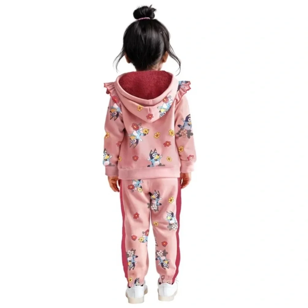 Cute Pink Kids' Tracksuit with Floral Design - Picture 2 of 4